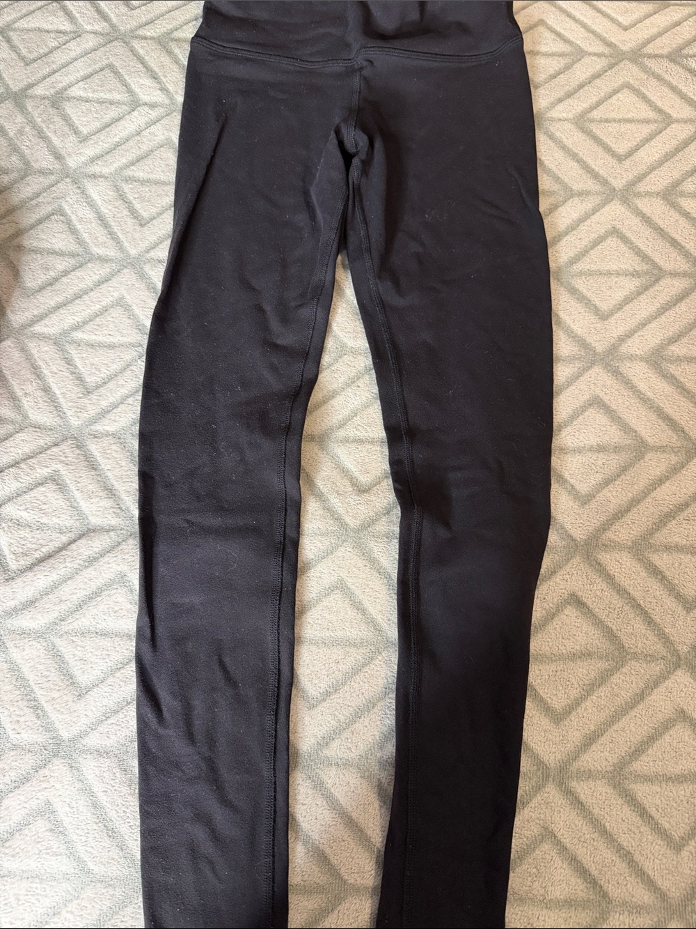 ALO Yoga women Black Stretch Performance Leggings - Picture 4 of 4